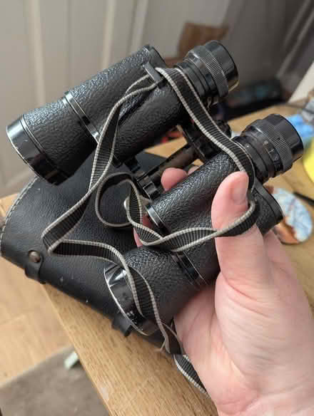 Photo of free Large binoculars (Swarkestone DE73) #3