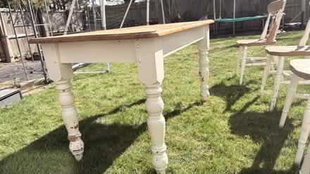Photo of free farmhouse kitchen table/chairs (Dundee) #1