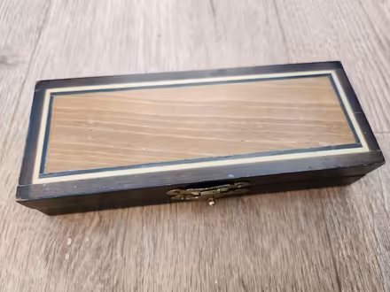 Photo of free Metal Razor Handle & Decorative Box (CT19) #3
