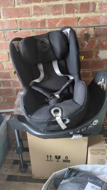 Photo of free CYBEX child car seat (Oakwood LS8) #3