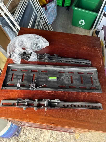 Photo of free Wall mount bracket for TV (BR3) #2