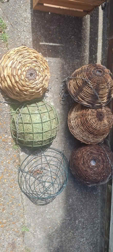 Photo of free Hanging baskets (Burgess Hill RH15) #2