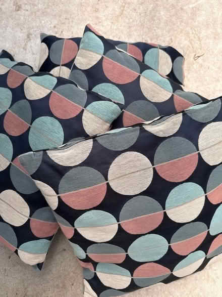 Photo of free For cushions (Eaton NR4) #1