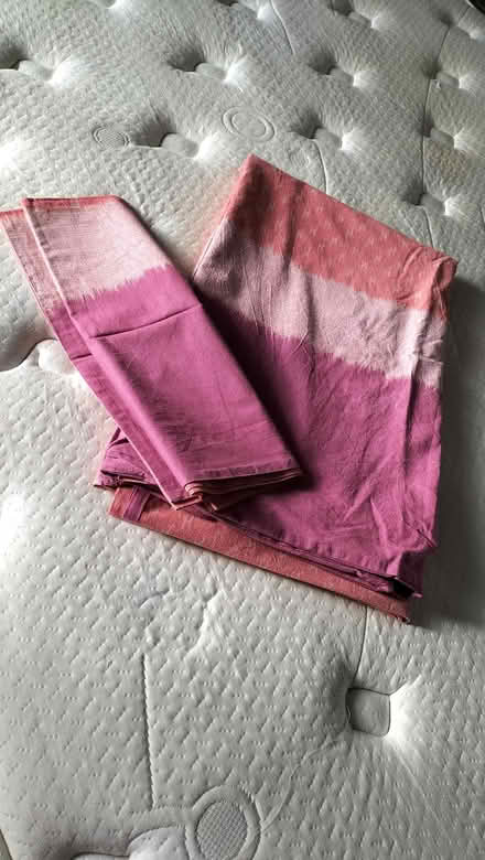Photo of free Single Bed Duvet Set (Belfast BT11) #3