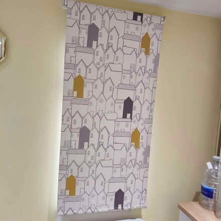 Photo of free Large roller blind + small roller blind (Hillyfields SO16) #2