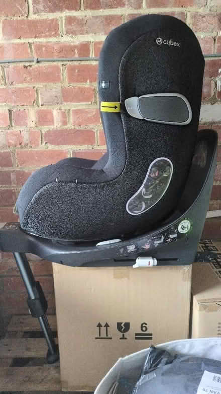 Photo of free CYBEX child car seat (Oakwood LS8) #2