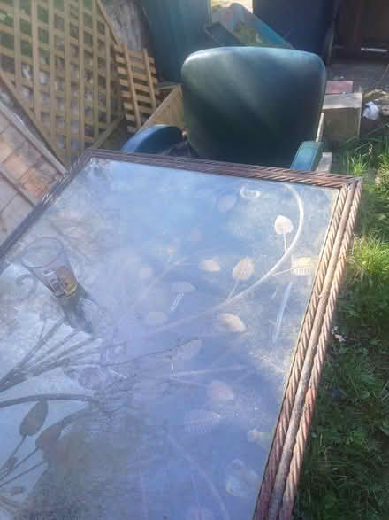 Photo of free Garden table and associated stuf (Orpington BR5) #3