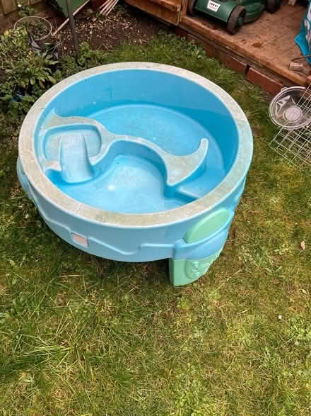 Photo of free Toddler water tray. (Peachcroft OX14) #2