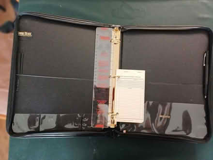 Photo of free Executive zippered organizer (18 Concorde Place) #1