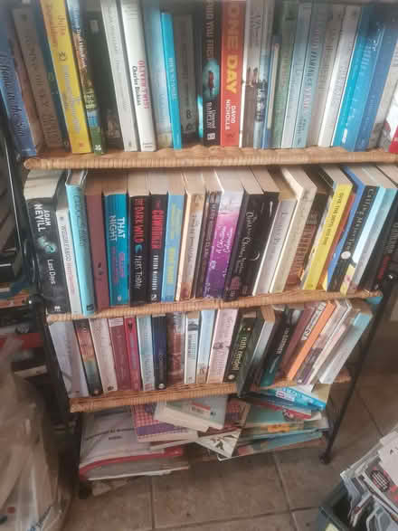 Photo of free 5 free books (Kingsley Park) #1