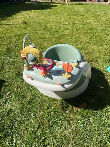 Photo of free Baby seat and feeding tray (Stanmore, HA7) #2