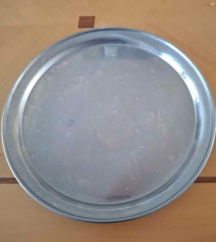 Photo of free Serving plates (Cogges OX28) #3
