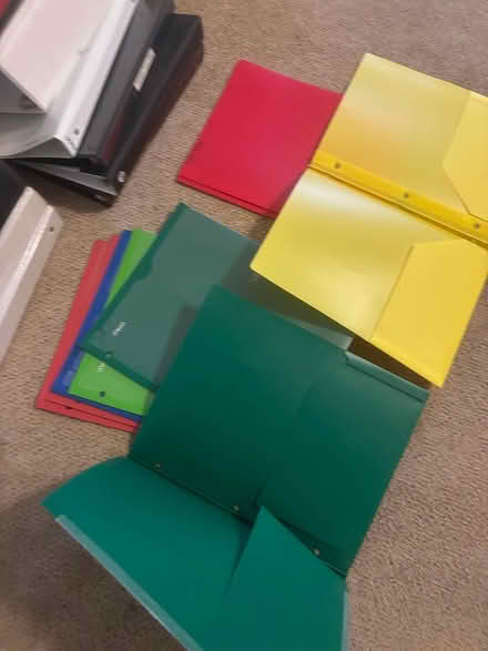 Photo of free 3-ringed Notebooks & Folders (Roswell (Old AL/Haynes Bridge)) #2