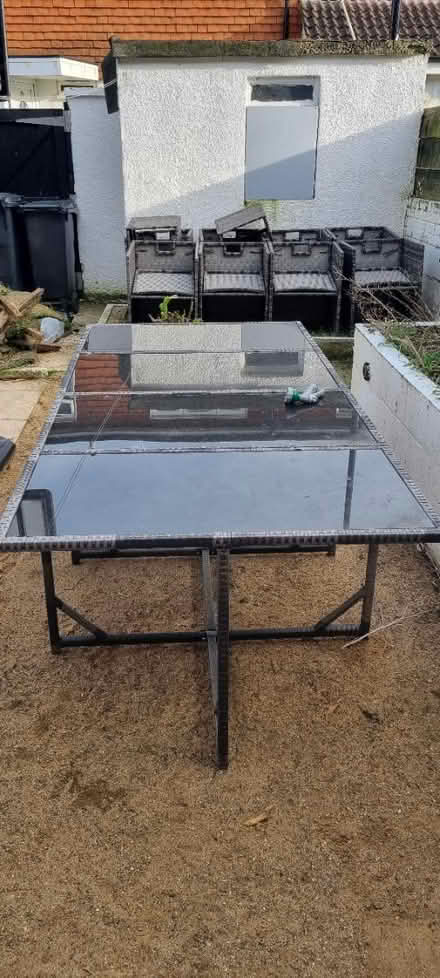 Photo of free Garden table and chairs (New addington) #1