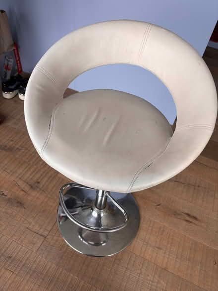 Photo of free White bar stool. (Sandylands LA3) #2