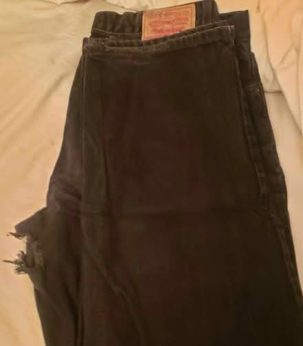 Photo of free Black Levis 550 Jeans Pants 36x34 (Centertown) #1