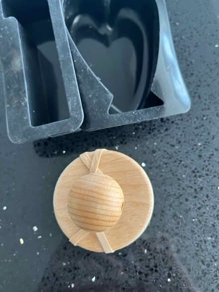 Photo of free Cookie presses and silicone cake moulds (Nazeing CM19) #3