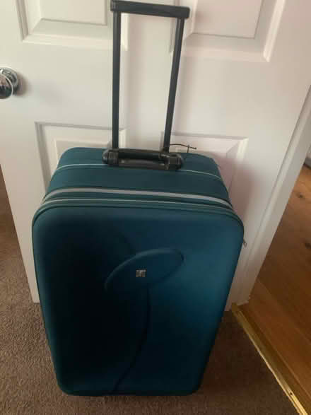 Photo of free Suitcase medium size (Thorngumbald Hull HU129PP) #1
