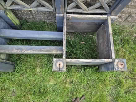 Photo of free Garden planter/trellis seat (Whiteshill, Stroud) #4