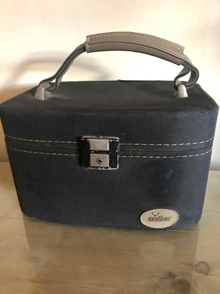 Photo of free Antler Make-up/Vanity Case (Amersham HP6) #1