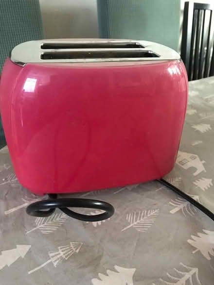 Photo of free Toaster (N17 9EB) #3