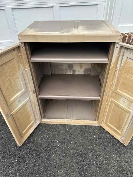 Photo of free 2 storage cabinets (6501 Fallwind Lane Bethesda) #3