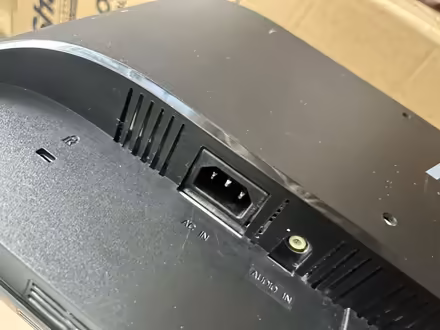 Photo of free AOC LCD monitor (Heston) #2