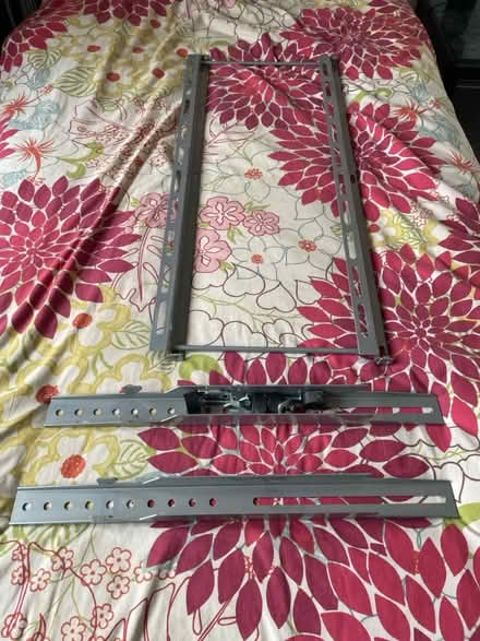 Photo of free TV wall mount bracket (PR4 Bartle) #1