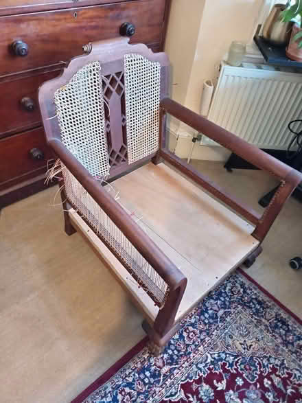 Photo of free Old throne type chair (Lewisham SE12) #2