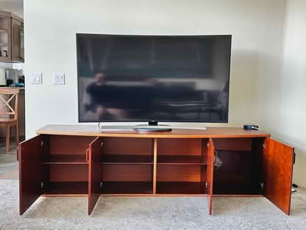 Photo of free TV stand with cupboards (Camas) #2