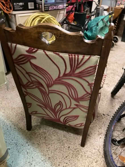 Photo of free Chair (Southborough lane) #3