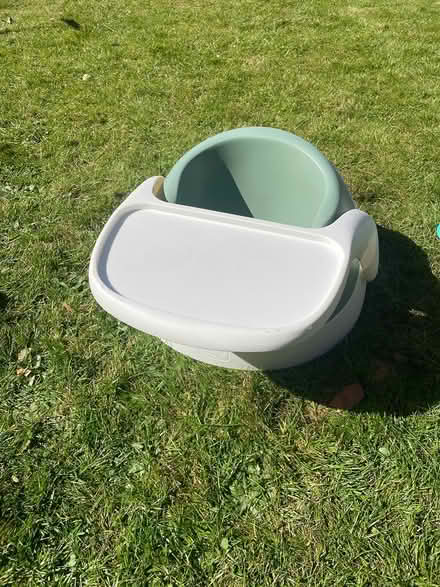 Photo of free Baby seat and feeding tray (Stanmore, HA7) #1