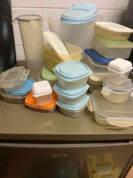 Photo of free Food Storage Containers (Morden SM4) #1