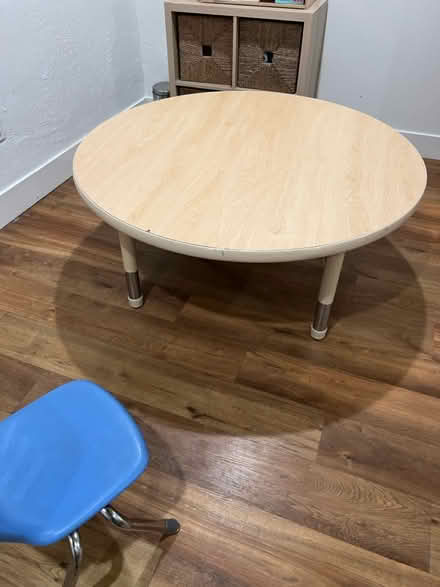 Photo of free 48’ school round table (94618) #1