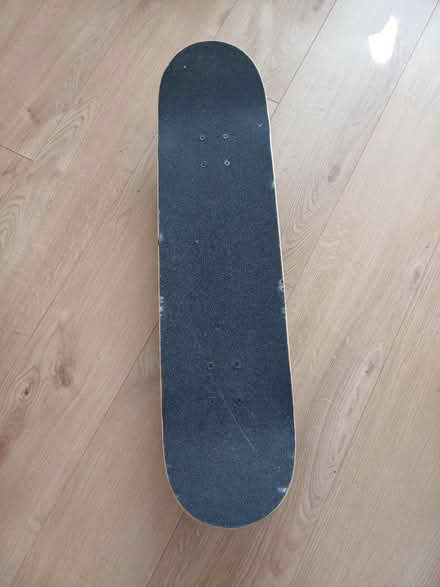 Photo of free Skateboard (W12) #2
