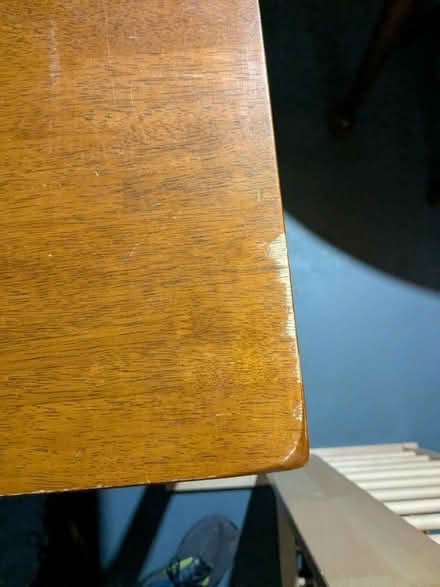 Photo of free Bar Height Table and Stools (Briardale and Bethayres) #3
