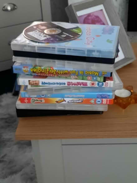 Photo of free Dvds (ST5) #2