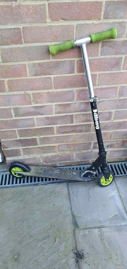 Photo of free Yellow 2-wheeled scooter (Wokingham RG40) #1