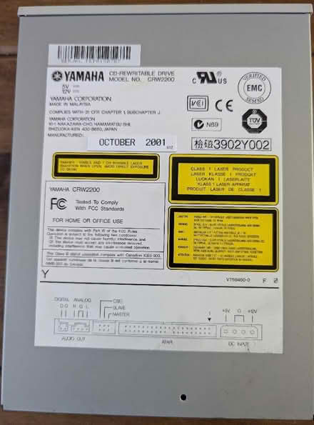 Photo of free yamaha cd - rewritable drive (pc) (Gleadless S14) #2