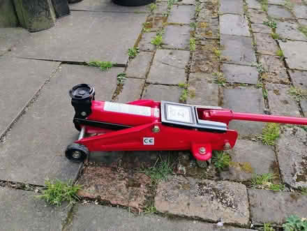 Photo of free Trolley Jack (Horsehay TF4) #1