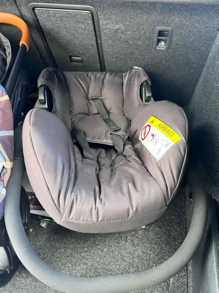 Photo of free Hauck Car seat 0-2 Years (WR98DS) #2