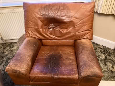 Photo of free Sofa’s and swivel chairs (Hale Altrincham WA15) #3