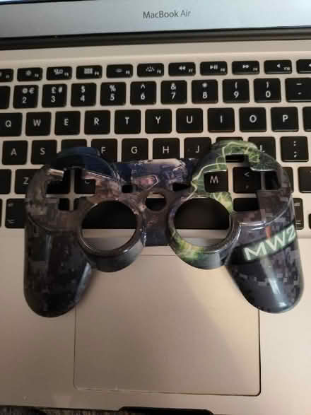 Photo of free PS3 controller cover (Oaks Cross SG2) #1