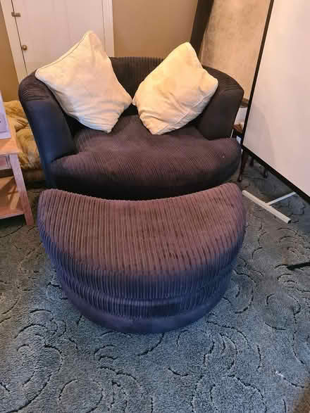Photo of free Cuddle chair (CH45) #2