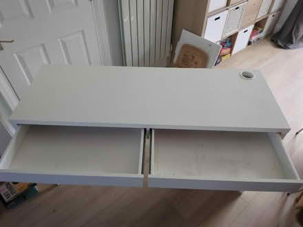 Photo of free Desk (Norbiton KT3) #3