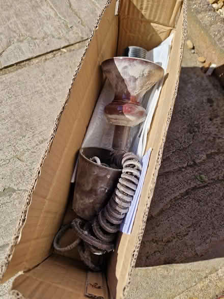 Photo of free Light fitting (BL3 Daubhill) #1