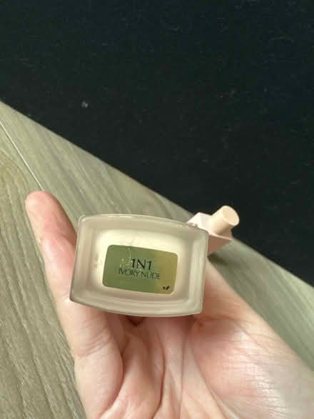 Photo of free Tinted Serum & Gucci Mini Perfume (Huntington Harbor) #3