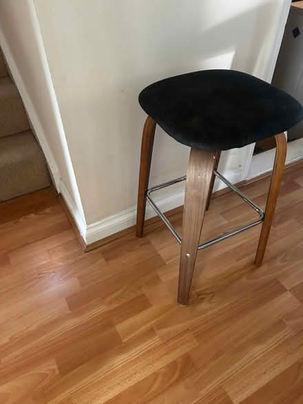 Photo of free High stool for a breakfast bar (Top Amersham HP6) #1