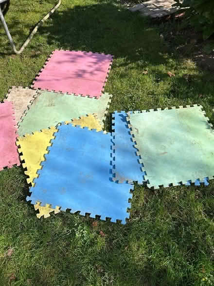 Photo of free Foam play mats (Hayling Island PO11) #1