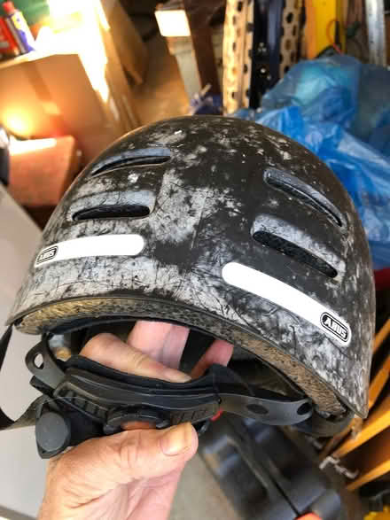 Photo of free Ski helmet (Woodbridge) #3